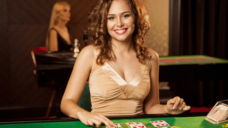 Tìm hiểu về lợi nhuận trung bình của poker