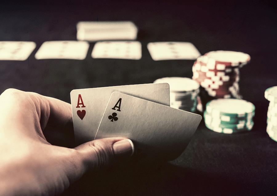 Chơi Poker siêu cao thủ với những kinh nghiệm chơi thần thánh