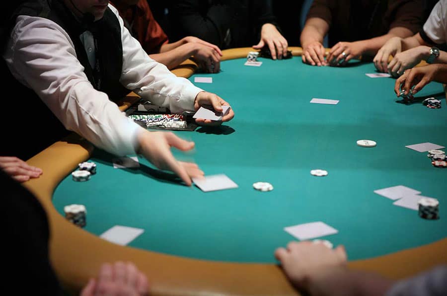 Mẹo chơi Poker hay từ các cao thủ trong nghề