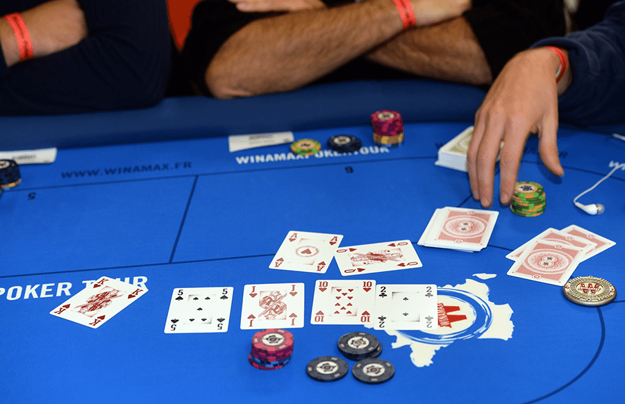 5 kinh nghiệm chơi Poker bắt buộc phải biết