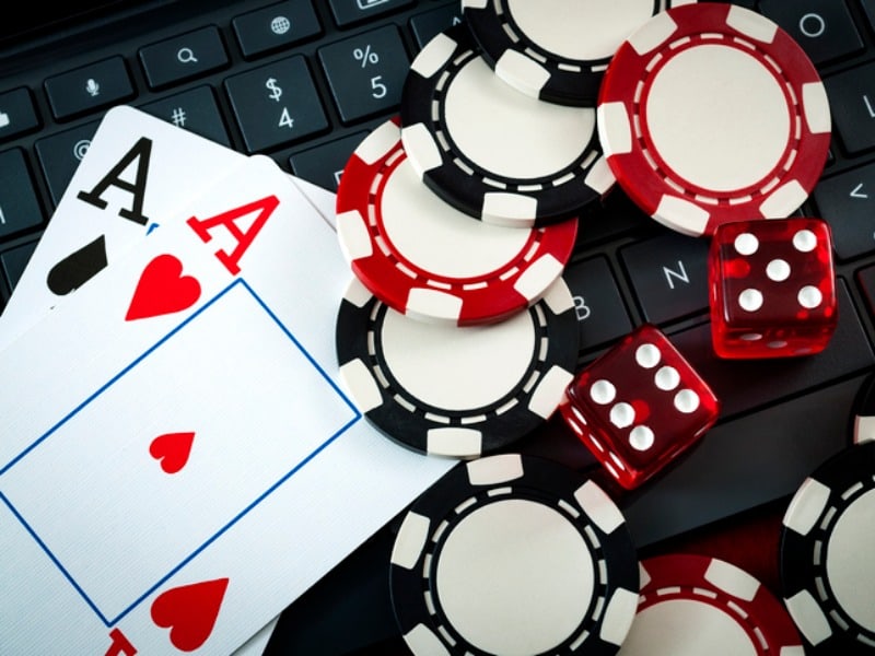 Kiem tien Poker online la chuyen nho