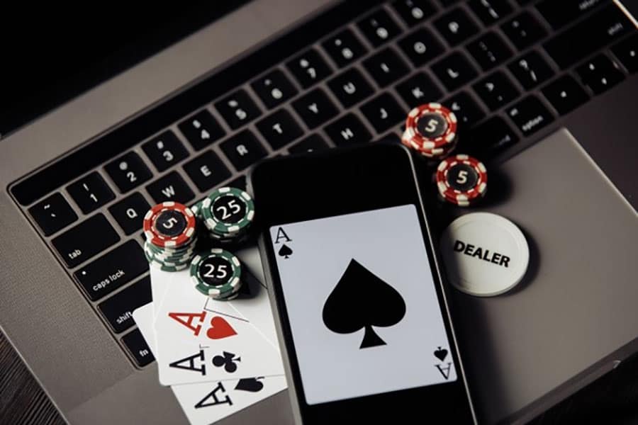 Ba yếu tố tiêu cực ảnh hưởng khi chơi Poker online